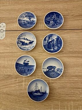 Set of 7 - Royal Copenhagen Plaquettes - Small Trinket Dishes - Blue and White